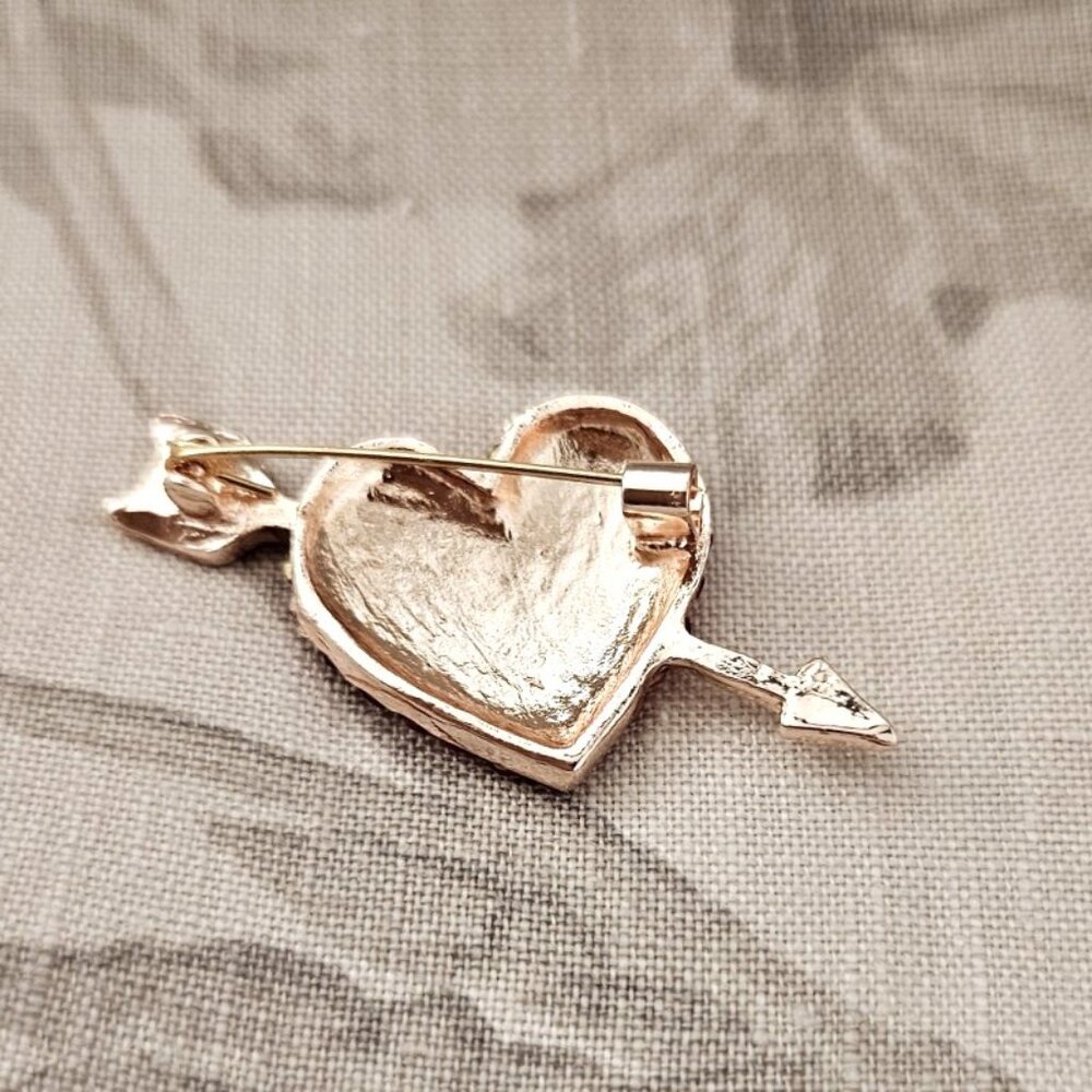 Red Rhinestone Heart & Arrow Pin - Picture 2 of 3